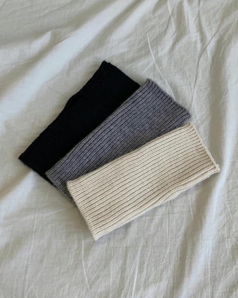 SHORT WINTER HAND GLOVES