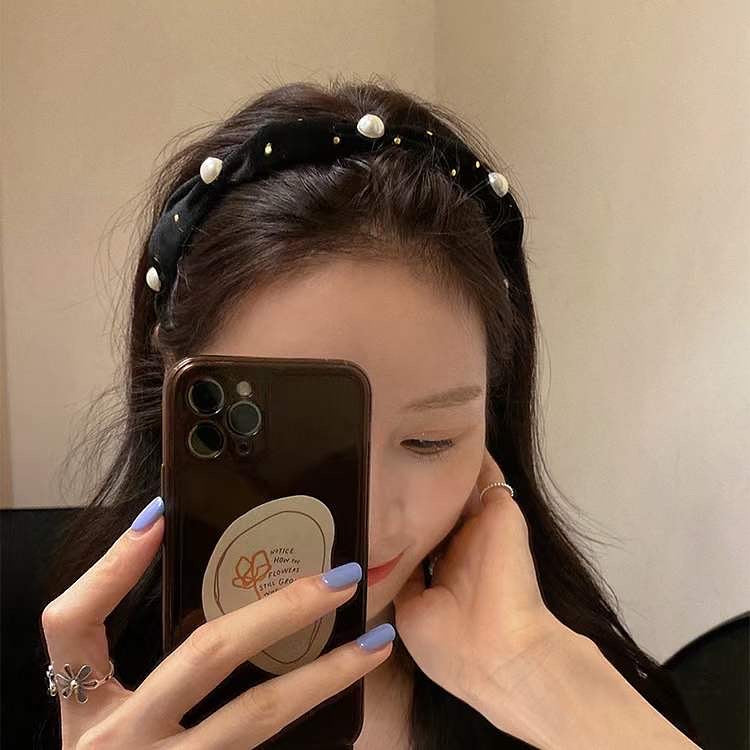 Pearl Velvet Hair Band