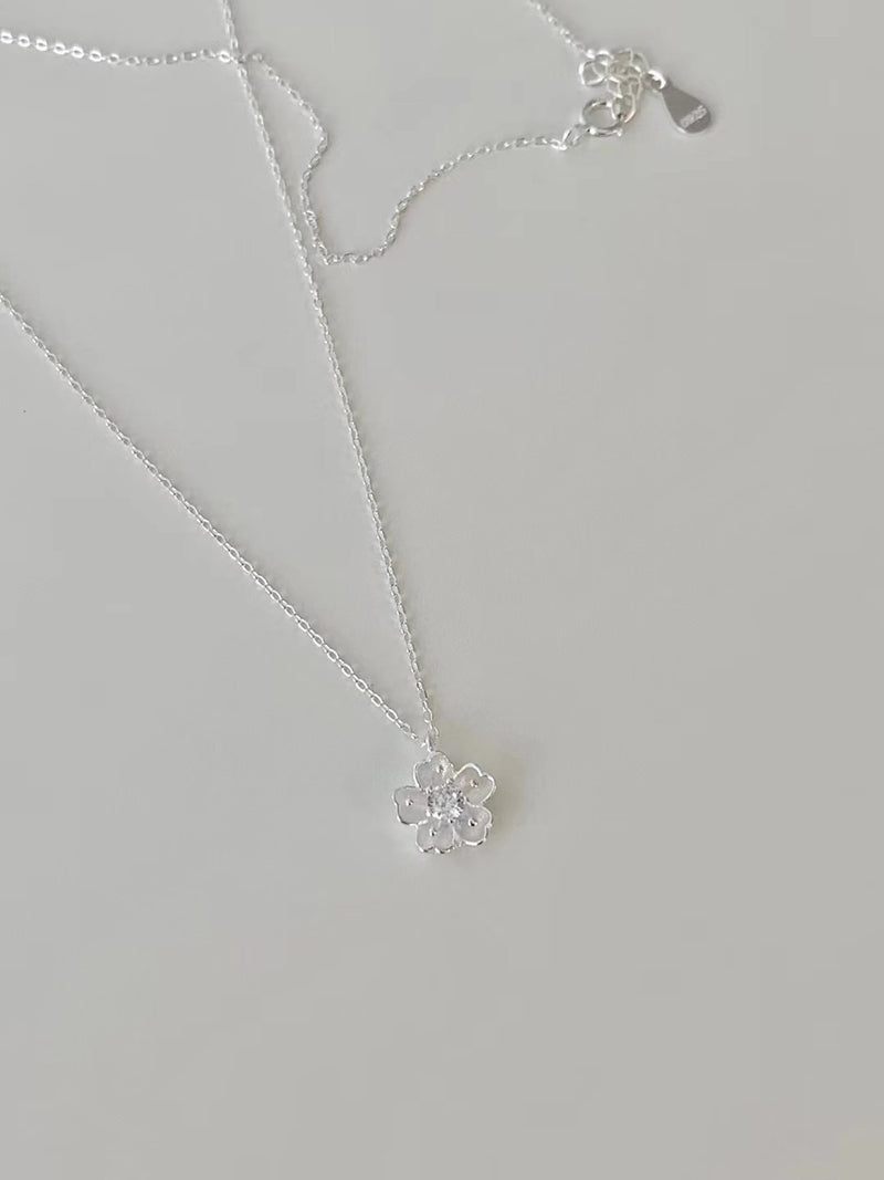 Daisy Necklace