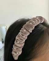 VELVET PEARL HAIR BAND