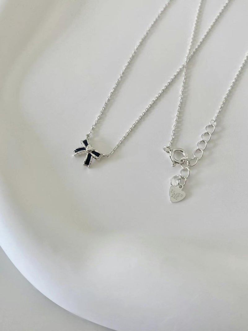 HANA NECKLACE