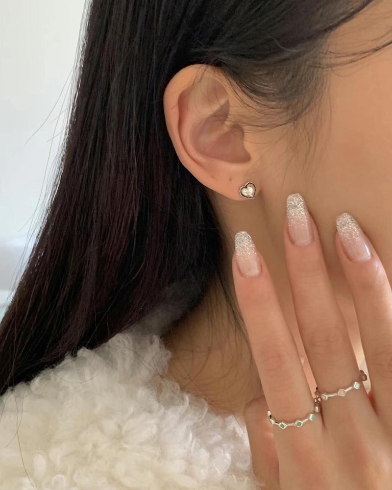 VINTAGE HEART EARRINGS