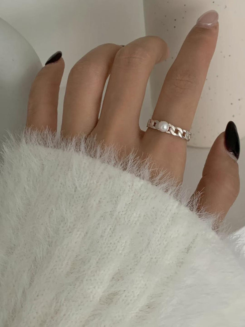 PEARL CHAIN RING