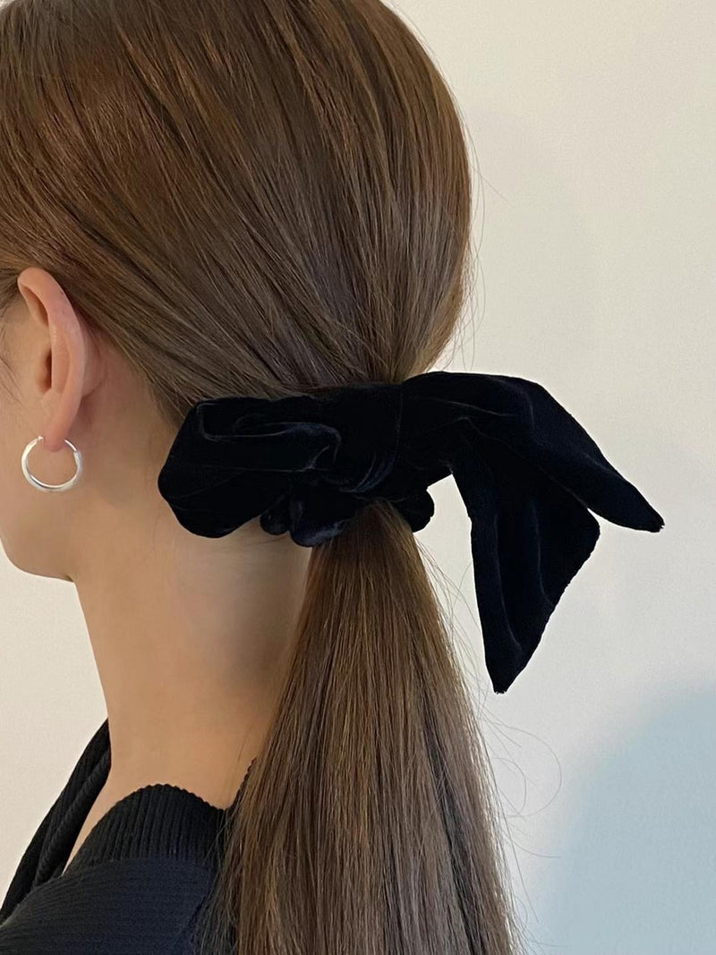 VELVET RIBBON HAIR TIE