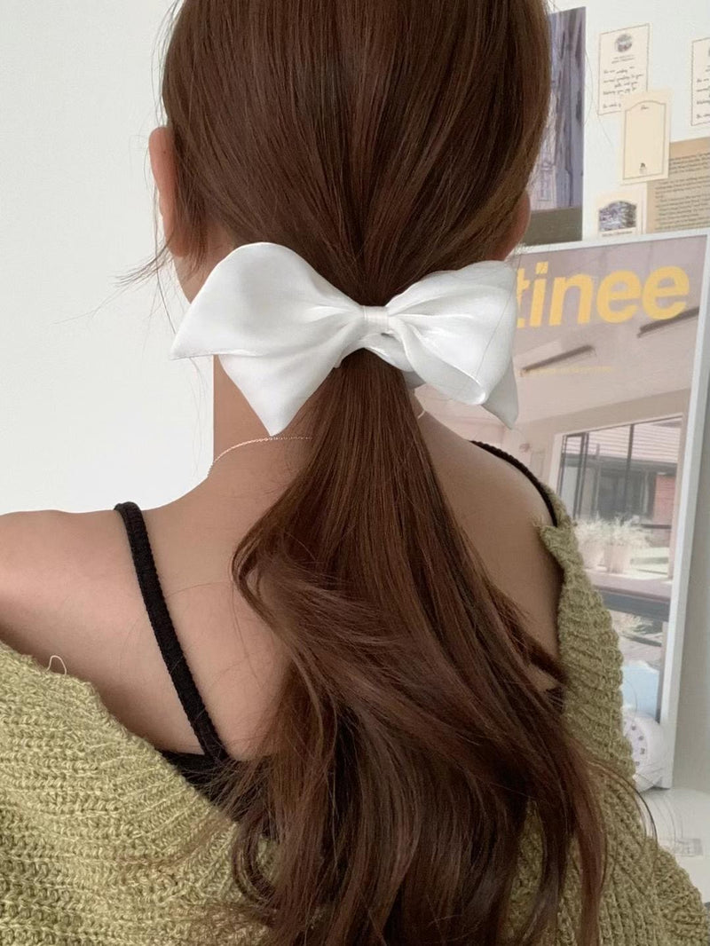 PEARL RIBBON SCRUNCH