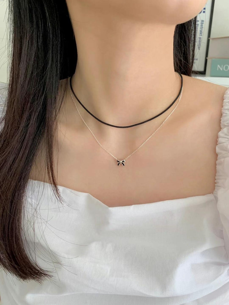 BASIC SILVER NECKLACE