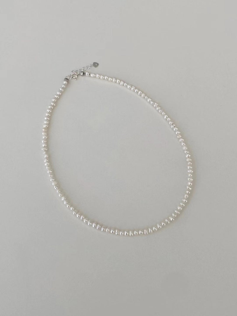 EVERYTHING Pearl Necklace