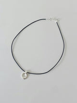OVAL PENDANT NECKLACE