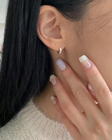 SIMPLE ONE TOUGH EARRINGS