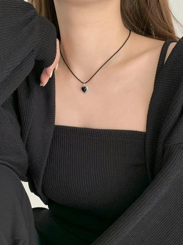 VINTAGE HEART NECKLACE