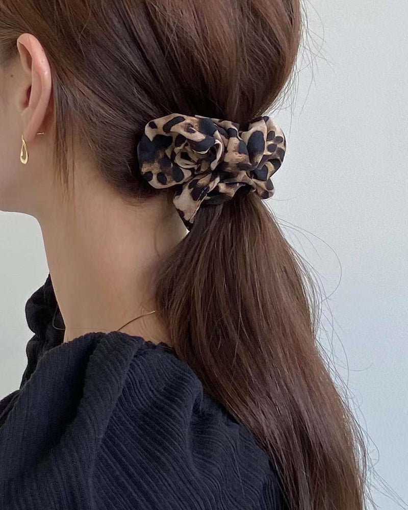 LEOPARD HAIR SCRUNCH