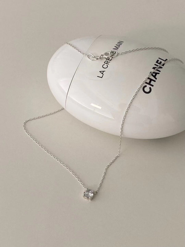 JOVIE Necklace