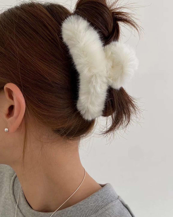 FLUFFY FUR HAIR CLIP