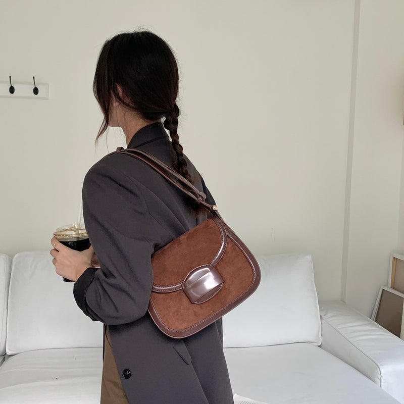 SUEDE BIEBER BAG [Brown]