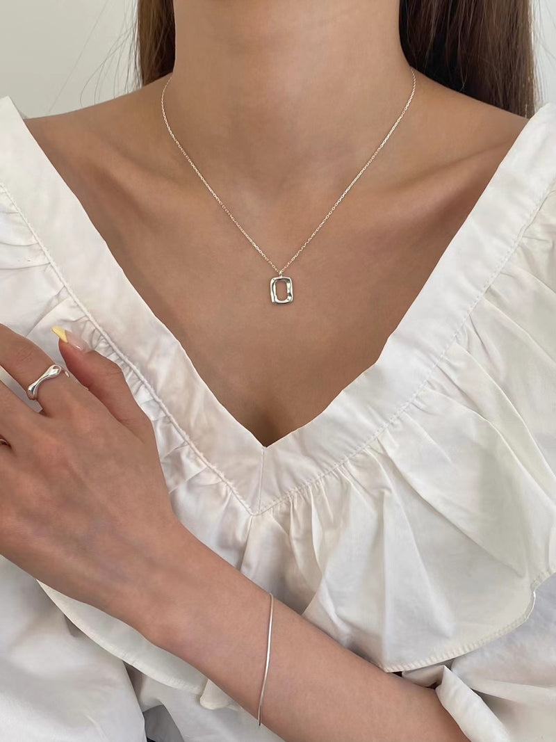 AVA Necklace