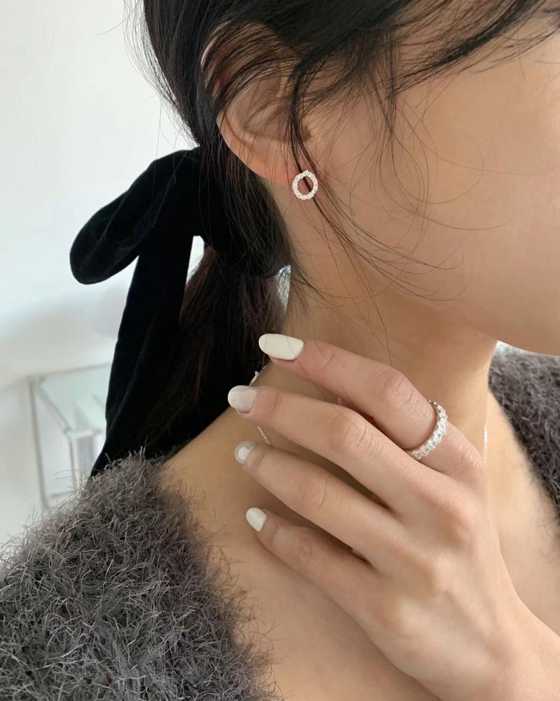 CUBIC ROUND EARRINGS