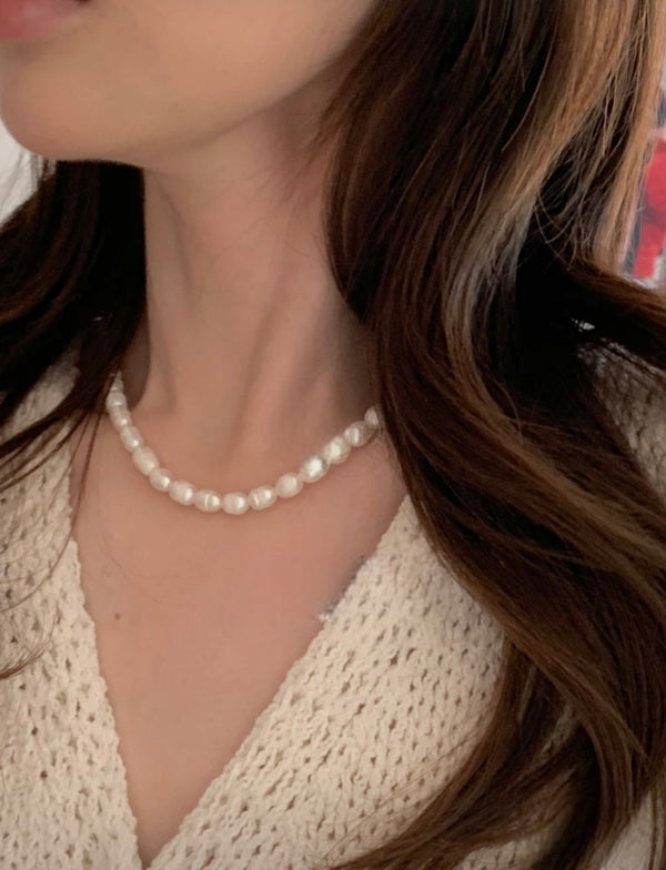 DAILY FRESHWATER PEARL NECKLACE