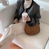 SUEDE HOBO BAG [Black]