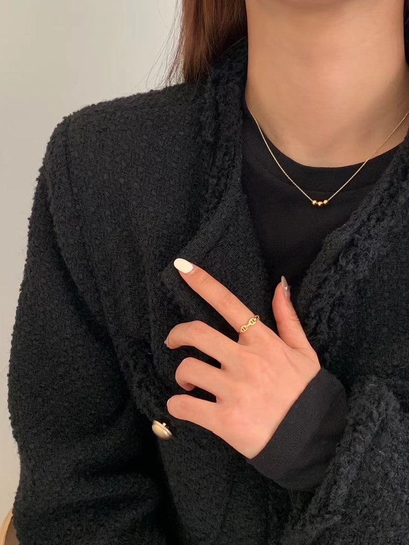 THREE BALLS NECKLACE