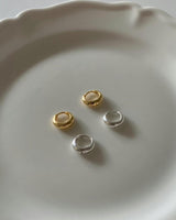 SIMPLE ONE TOUGH EARRINGS