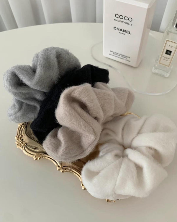 EVERYDAY SOFT SCRUNCH