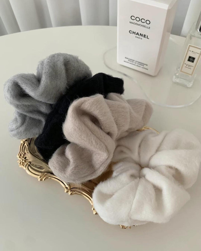 EVERYDAY SOFT SCRUNCH