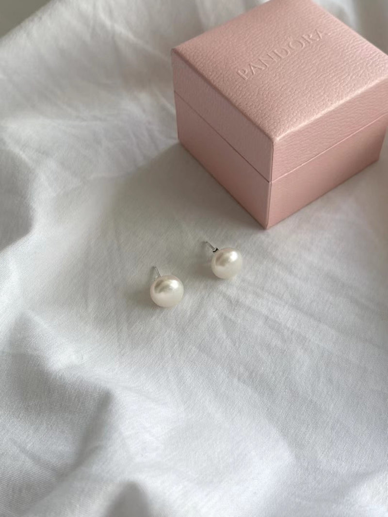 Freshwater Pearl Earrings