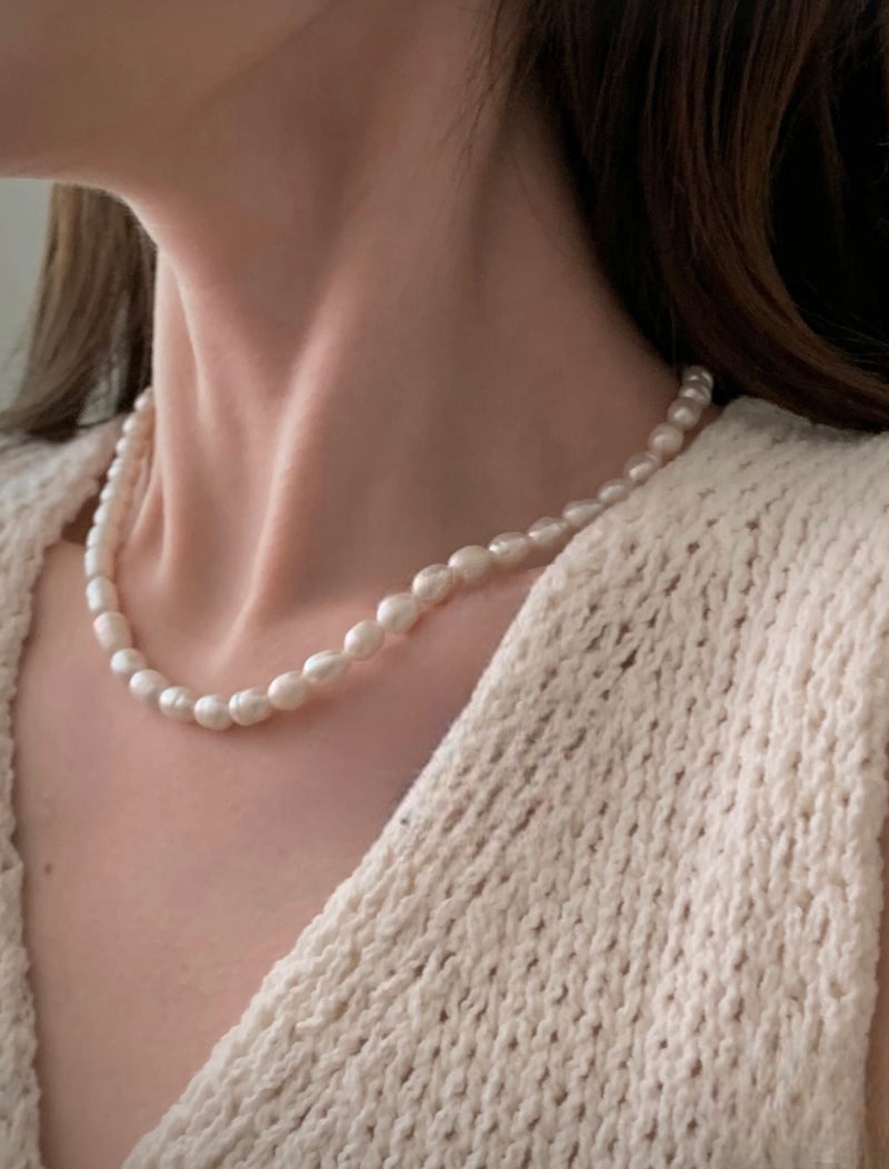 DAILY FRESHWATER PEARL NECKLACE